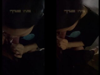 2-em-genz-choi-bao-bu-mut-public-ngoai-cong-vien